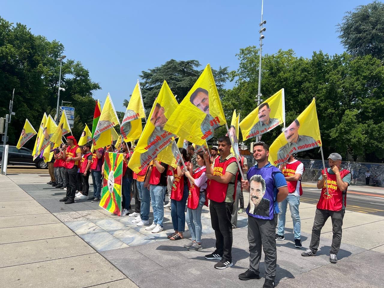 Cenevre Öcalan Eylemi 229. Haftasında: Direniş Sürüyor